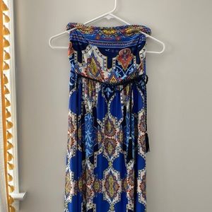 Strapless Maxi Staccato dress with a waist tie